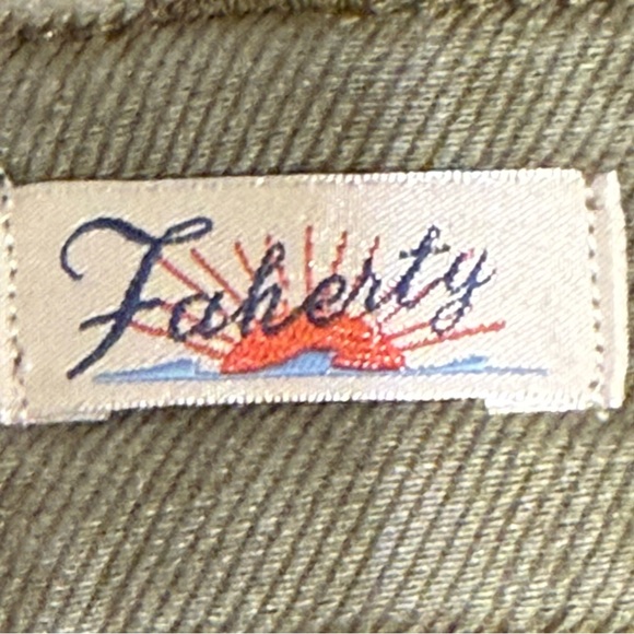 Faherty Olive Green Patch Pocket Boot Cut pants FLAWED - Picture 3 of 14